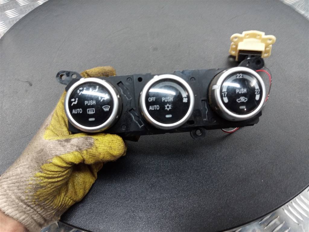 блок управления печкой MITSUBISHI L200  2.4 DID AT (154 л.с.)L200  V (2015—2019) Пикап 7820A727, 5580 рублей, Москва