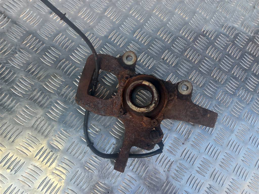 кулак MITSUBISHI PAJERO SPORT 3.0 AT (170 л.с.)Pajero Sport  I рестайлинг (2004—2008) Внедорожник MR113893, 6150 рублей, Москва