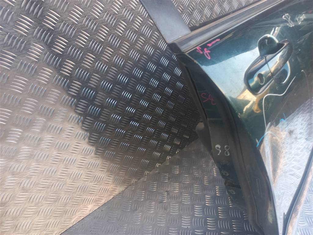 дверь SUZUKI LIANA 1.6 MT (103 л.с.)Liana  I (2001—2006) Седан 68001-54830, 6380 рублей, Москва