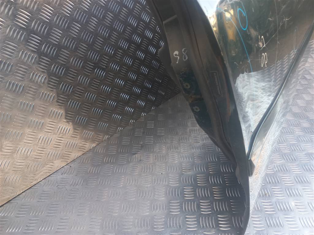 дверь SUZUKI LIANA 1.6 MT (103 л.с.)Liana  I (2001—2006) Седан 68001-54830, 6380 рублей, Москва