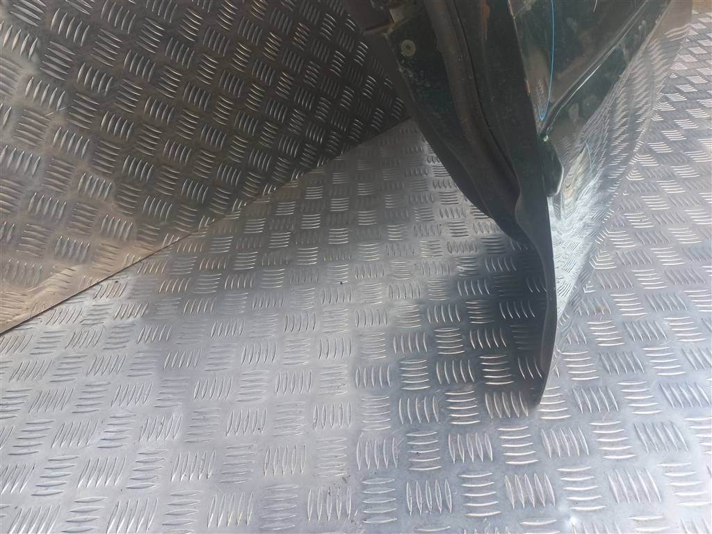 дверь SUZUKI LIANA 1.6 MT (103 л.с.)Liana  I (2001—2006) Седан 68001-54830, 6380 рублей, Москва