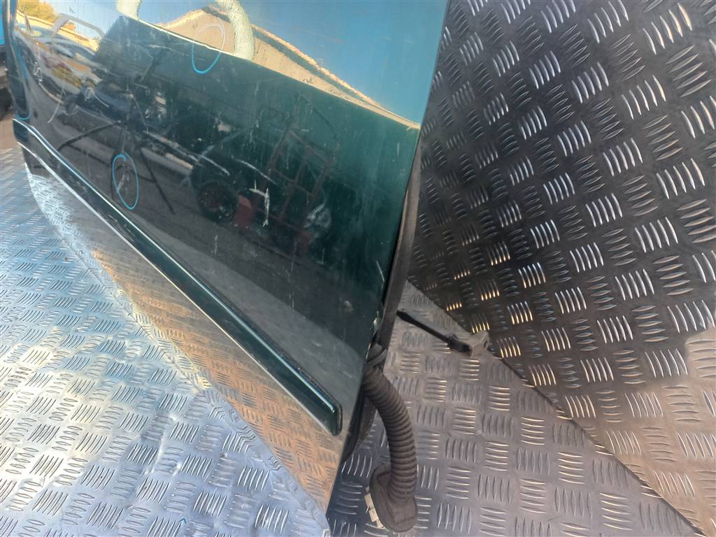 дверь SUZUKI LIANA 1.6 MT (103 л.с.)Liana  I (2001—2006) Седан 68001-54830, 6380 рублей, Москва