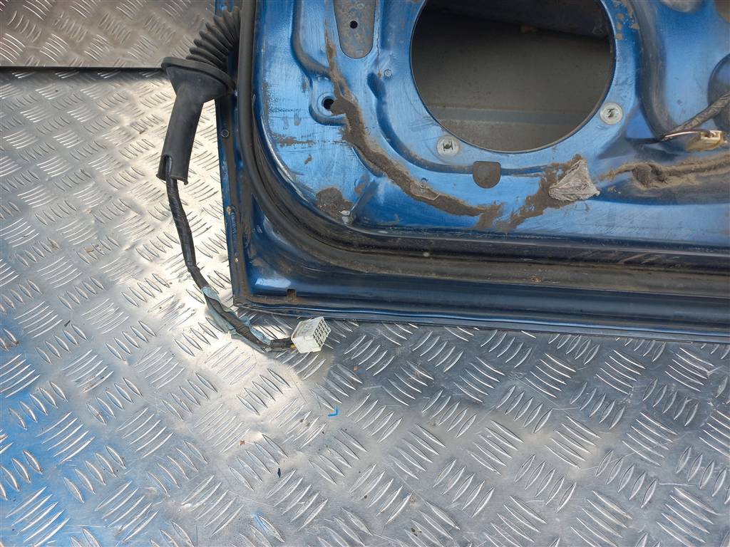 дверь MITSUBISHI OUTLANDER  MN133604, 5060 рублей, Москва