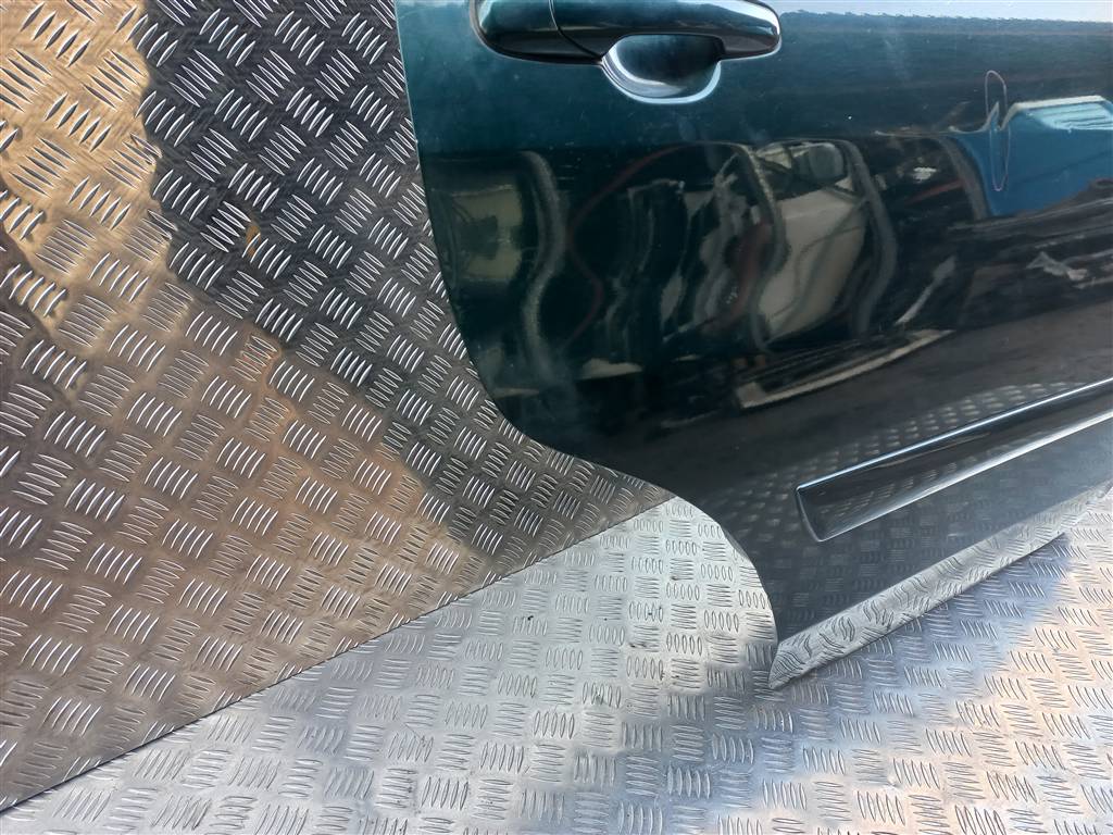 дверь SUZUKI LIANA 1.6 MT (103 л.с.)Liana  I (2001—2006) Седан 6800355842, 4200 рублей, Москва