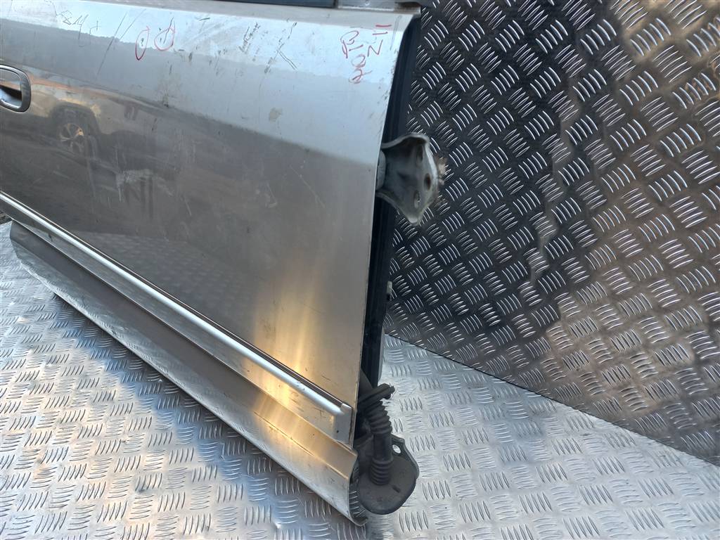 дверь MITSUBISHI Space Star  MR954410, 12250 рублей, Москва