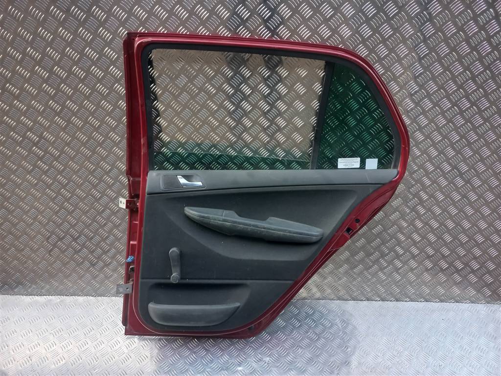 дверь SKODA FABIA  6Y6833052, 8340 рублей, Москва