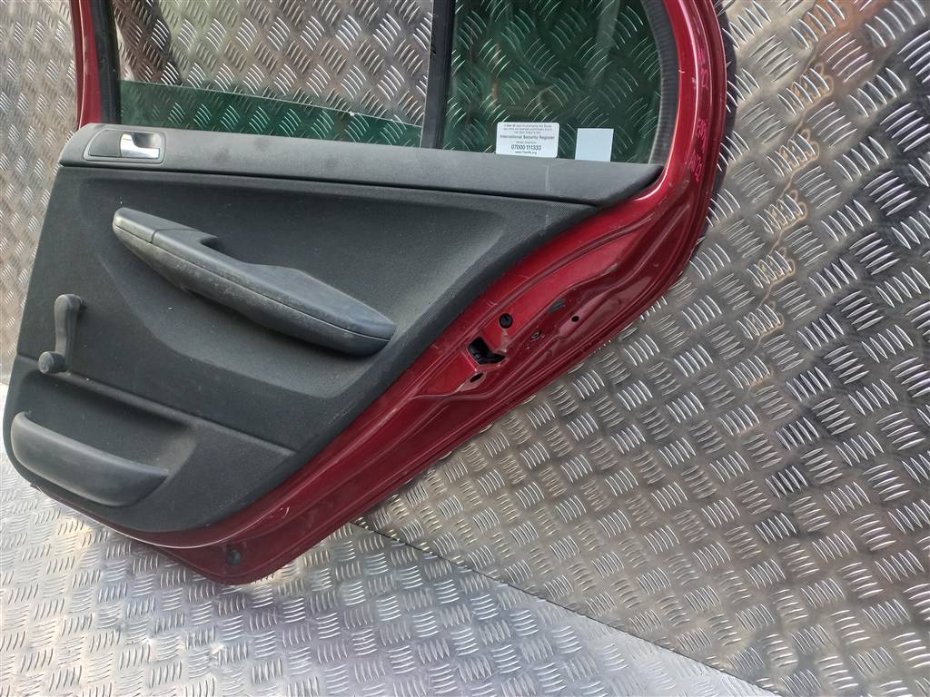 дверь SKODA FABIA  6Y6833052, 8340 рублей, Москва