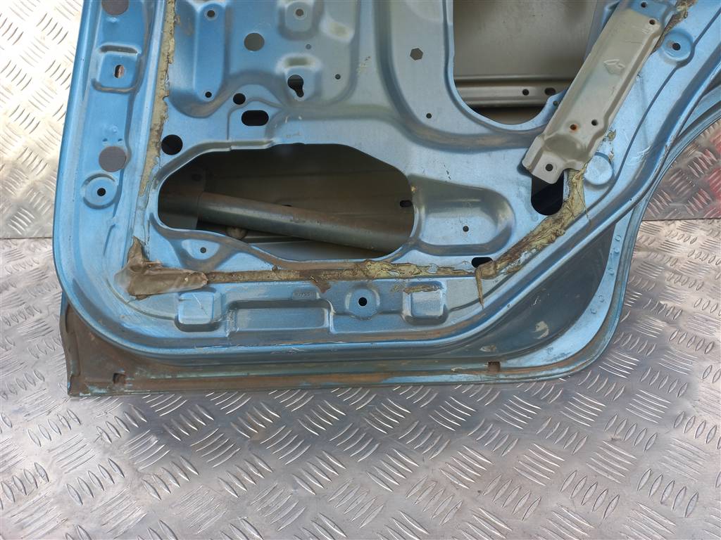 дверь NISSAN ALMERA  821005M431, 3970 рублей, Москва