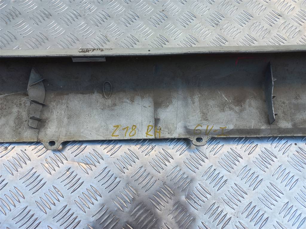 накладка порога SUZUKI Grand Vitara  77561-65DA0, 2470 рублей, Москва