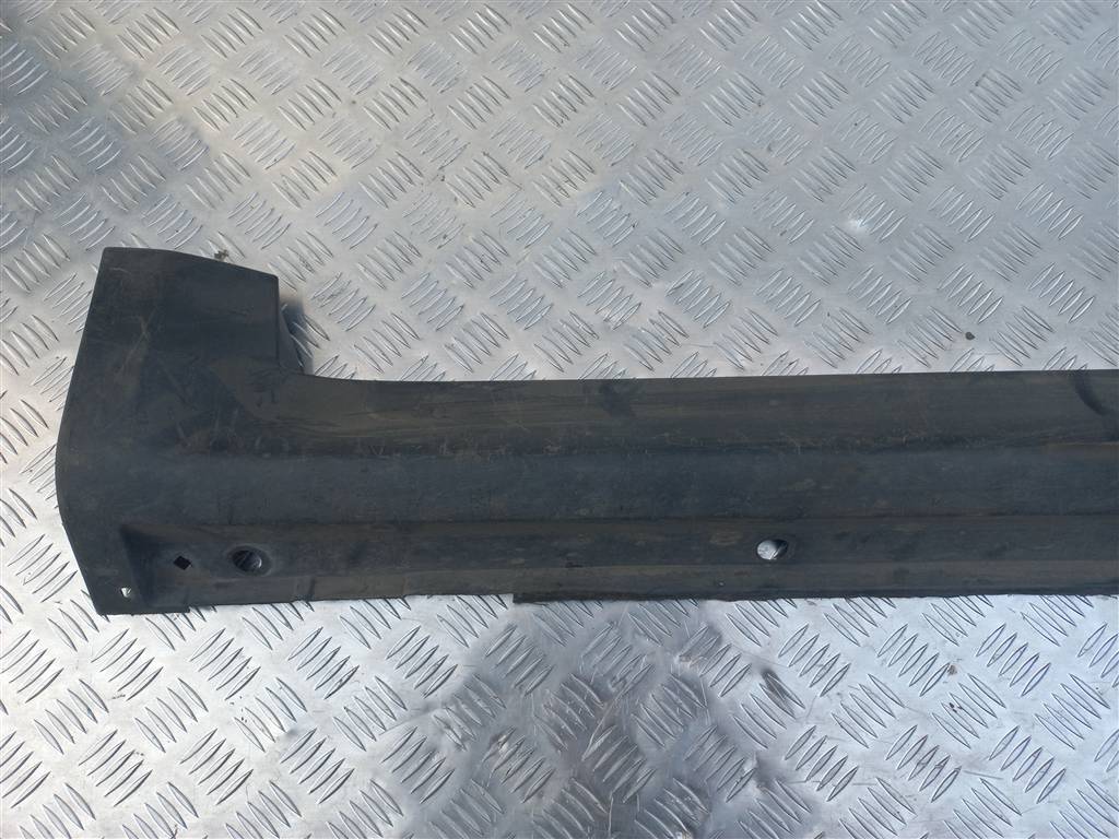 накладка порога SUBARU Tribeca 3.0 4WD AT (250 л.с.)Tribeca  WX (2004—2007) Внедорожник 91112XA13A, 750 рублей, Москва