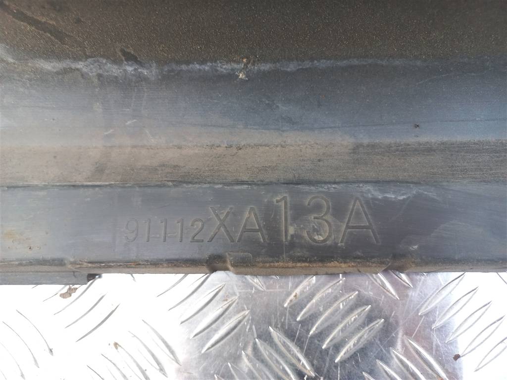 накладка порога SUBARU Tribeca 3.0 4WD AT (250 л.с.)Tribeca  WX (2004—2007) Внедорожник 91112XA13A, 750 рублей, Москва