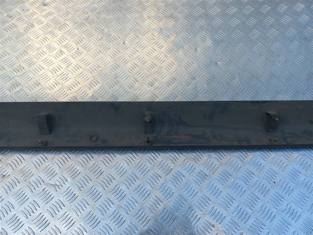 накладка порога FORD Fusion 1.4 MT (80 л.с.)Fusion  I (2002—2005) Хетчбэк 3n11n10155adw, 2820 рублей, Москва