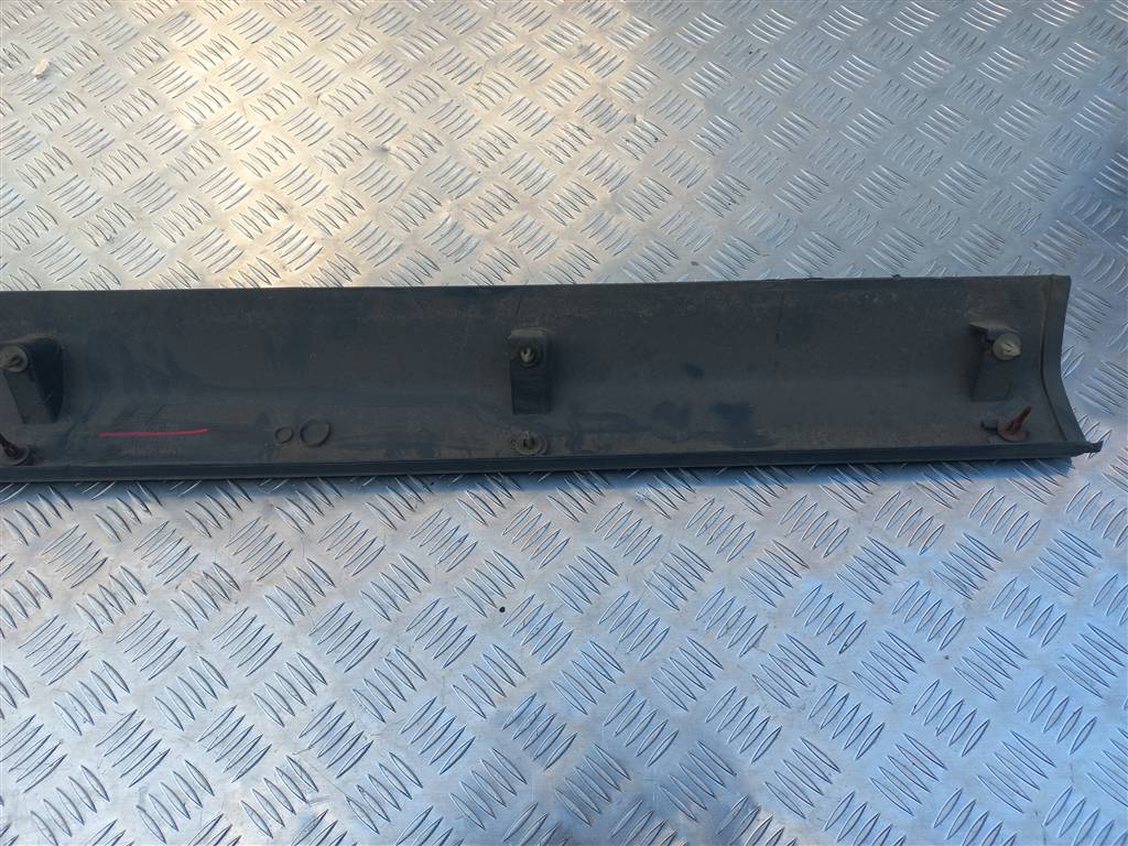 накладка порога FORD Fusion 1.4 MT (80 л.с.)Fusion  I (2002—2005) Хетчбэк 3n11n10155adw, 2820 рублей, Москва