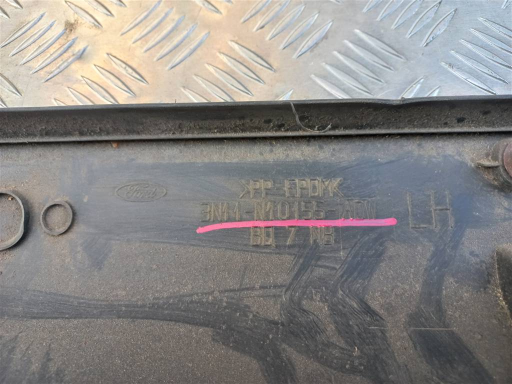 накладка порога FORD Fusion 1.4 MT (80 л.с.)Fusion  I (2002—2005) Хетчбэк 3n11n10155adw, 2820 рублей, Москва