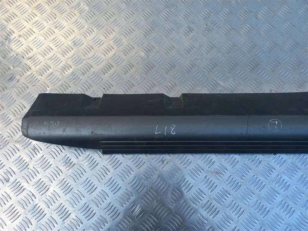 накладка порога SUZUKI JIMNY  77640-81A00, 2700 рублей, Москва