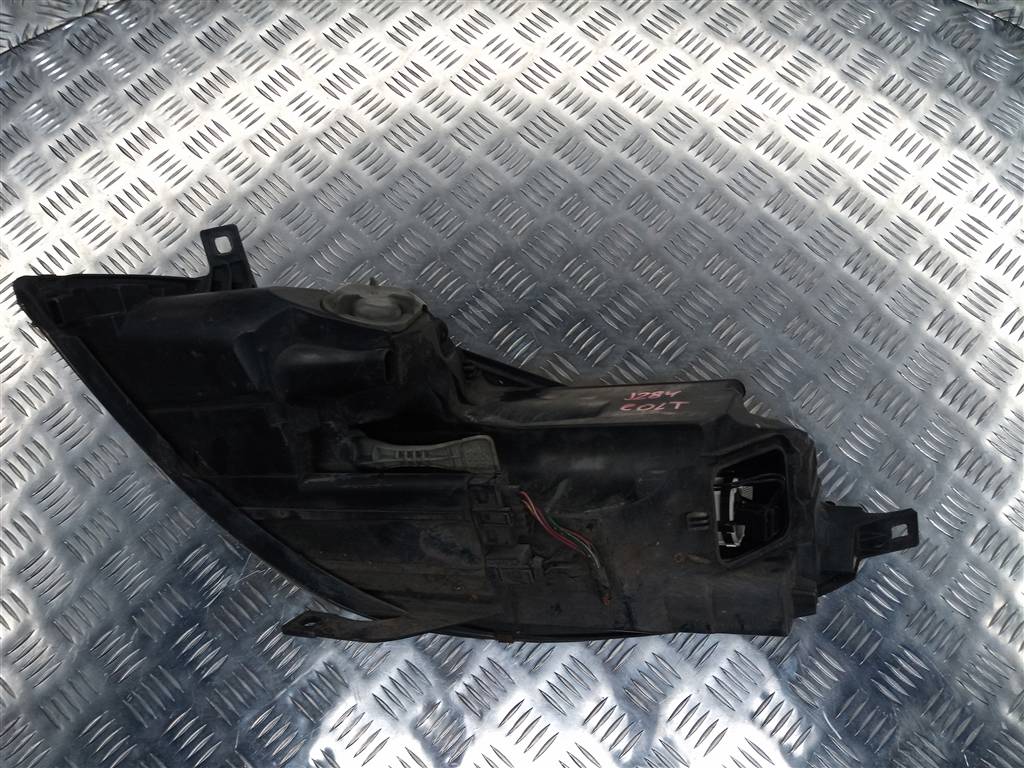 фара MITSUBISHI COLT 1.3 AMT (95 л.с.)Colt  Z30 (2002—2012) Хетчбэк MR 957354, 7420 рублей, Москва