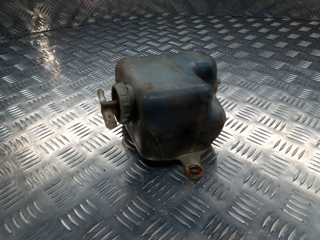 бачок расширительный MITSUBISHI PAJERO SPORT 3.0 AT (170 л.с.)Pajero Sport  I рестайлинг (2004—2008) Внедорожник MR386070, 520 рублей, Москва