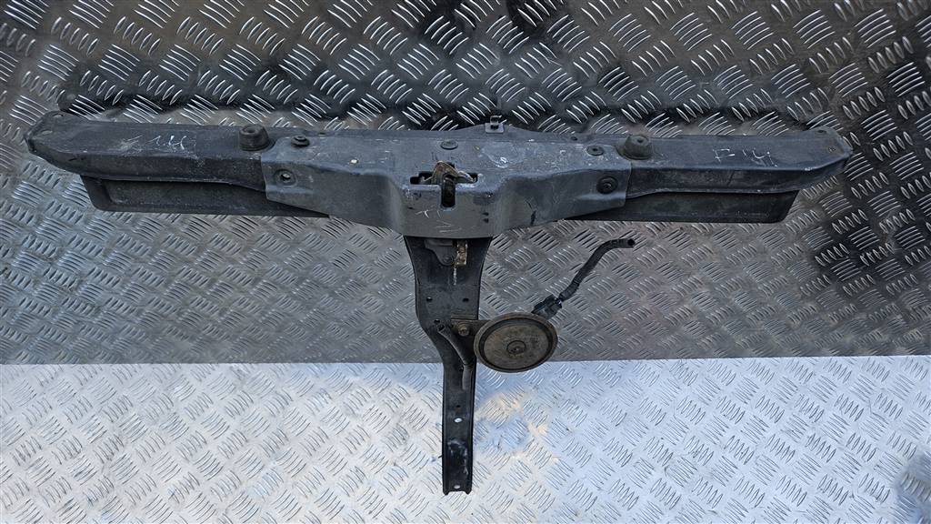 панель (телевизор) Hyundai SANTA FE  64120-26211, 3620 рублей, Москва