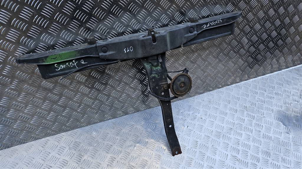 панель (телевизор) Hyundai SANTA FE  64120-26211, 3620 рублей, Москва