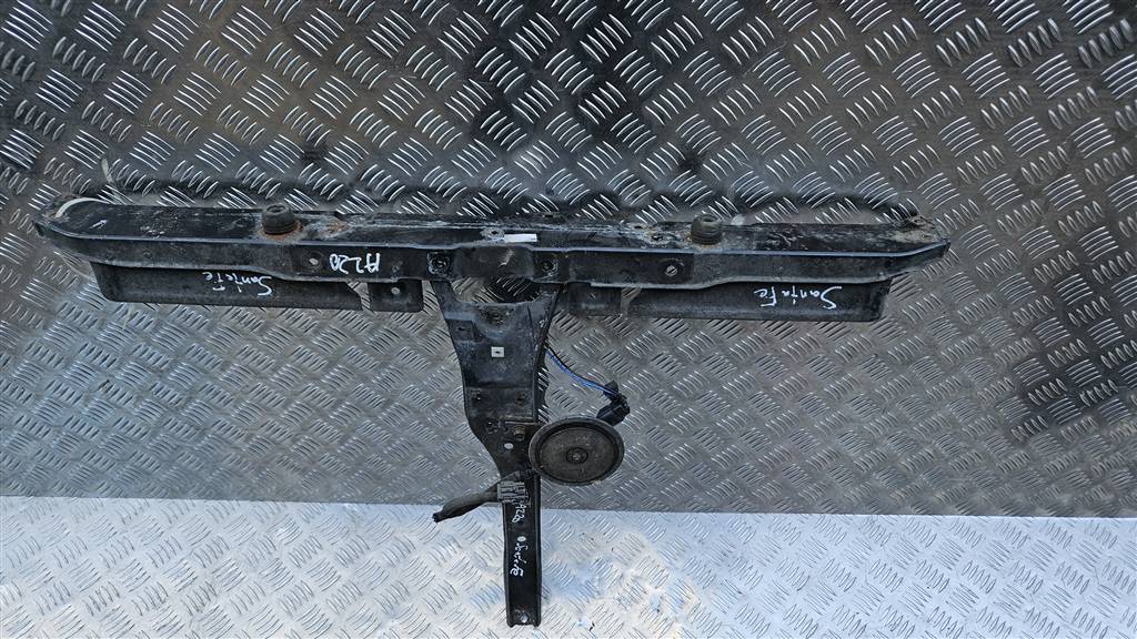 панель (телевизор) Hyundai SANTA FE  64120-26211, 3620 рублей, Москва