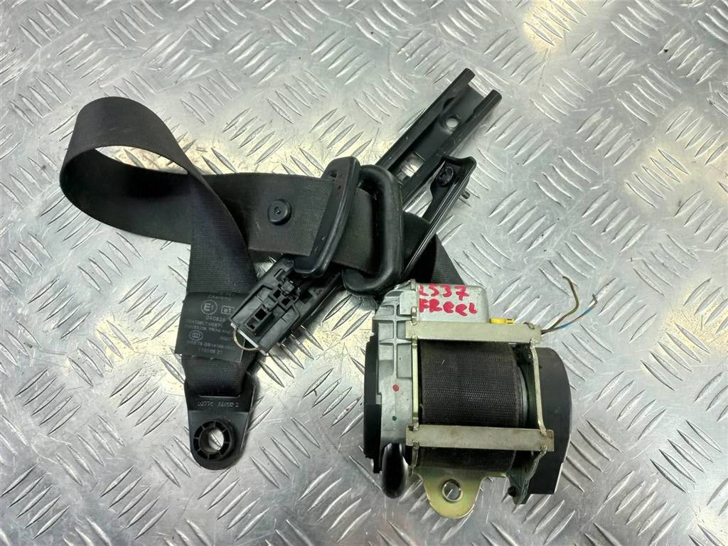 ремень безопасности LAND ROVER FREELANDER 2.2 TD MT (150 л.с.)Freelander  II (2006—2010) Внедорожник LR003535, 2130 рублей, Москва