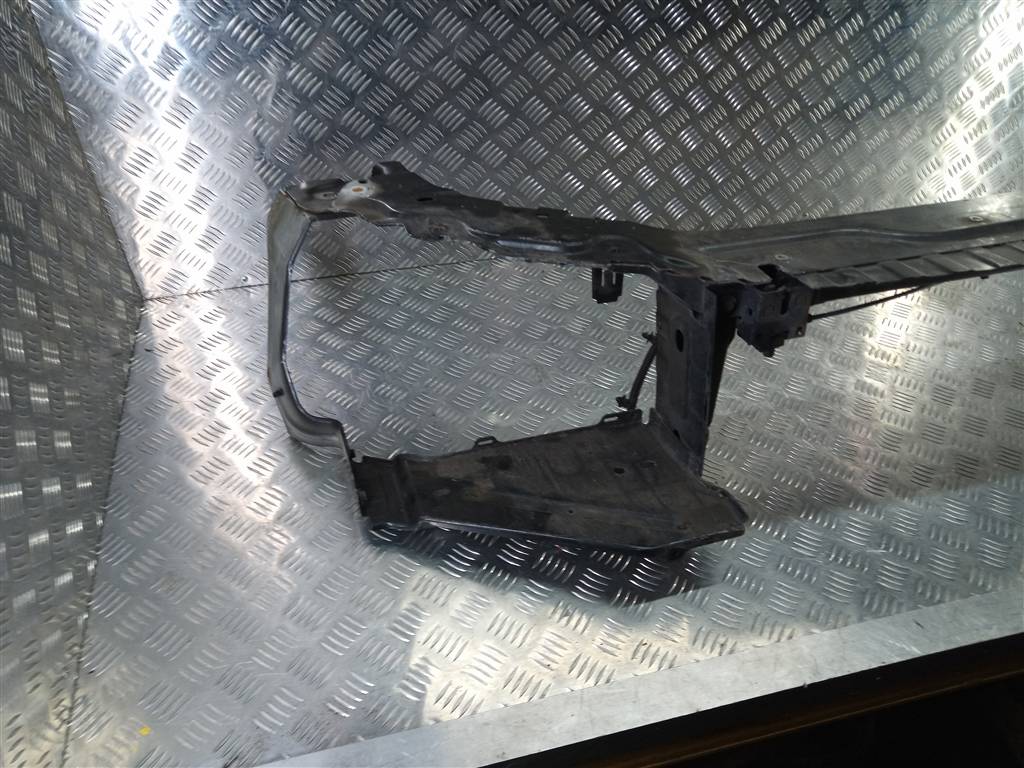 панель (телевизор) LAND ROVER FREELANDER 2.2 TD MT (150 л.с.)Freelander  II (2006—2010) Внедорожник LR000023, 6150 рублей, Москва