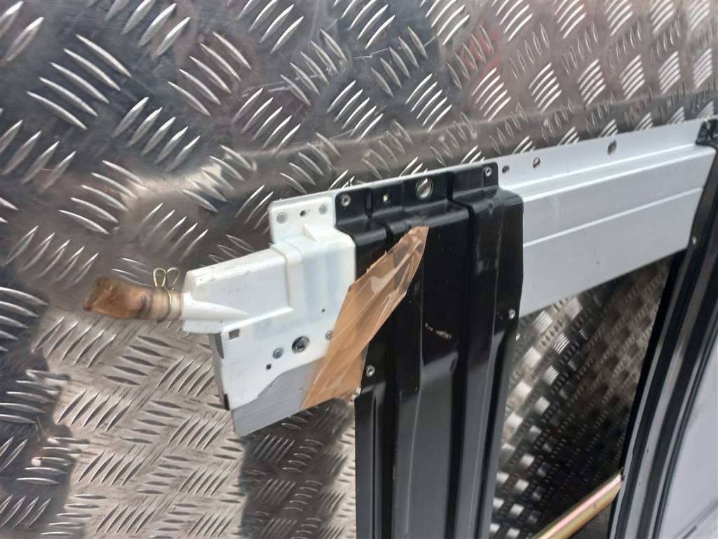 люк HONDA CR-V CR-V  I рестайлинг (1998—2001) 70200-TLA-A02, 74000 рублей, Москва