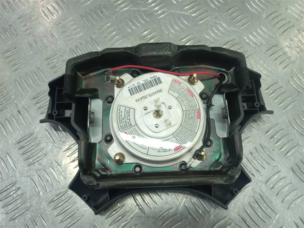 подушка безопасности водителя MITSUBISHI PAJERO SPORT 3.0 AT (170 л.с.)Pajero Sport  I рестайлинг (2004—2008) Внедорожник MR493567, 4079 рублей, Москва