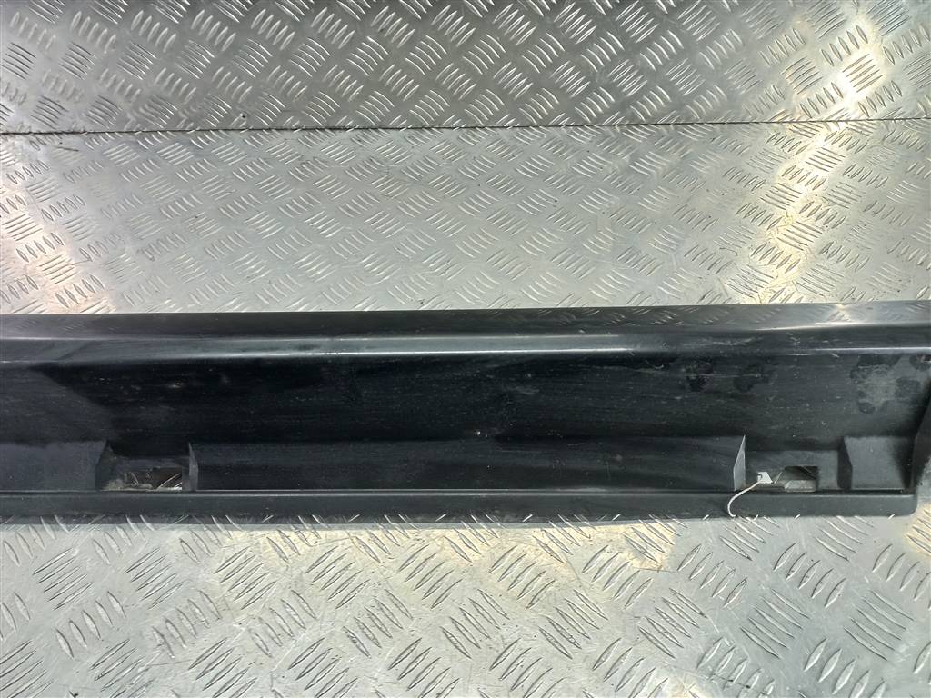 накладка порога MAZDA 3 2.0 MT (150 л.с.)3  BK (2003—2006) Седан BR5S51P40C08, 10750 рублей, Москва