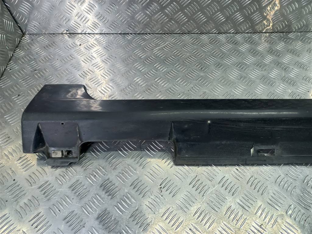 накладка порога MAZDA 3 2.0 MT (150 л.с.)3  BK (2003—2006) Седан BR5S51P40C08, 10750 рублей, Москва