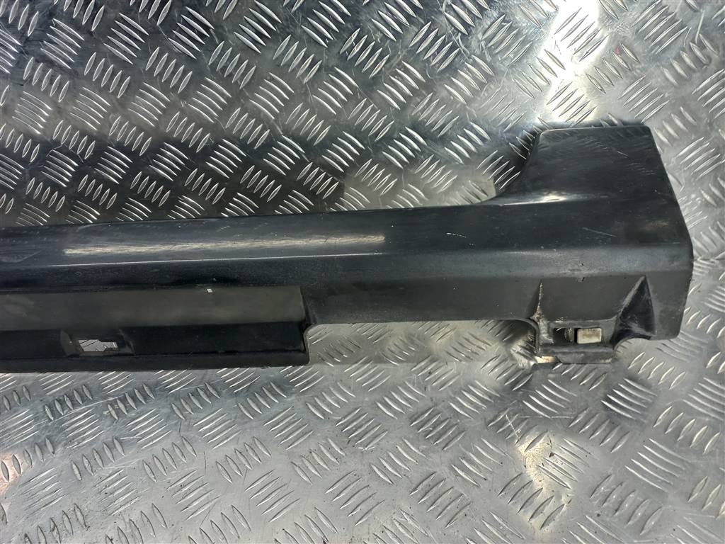 накладка порога MAZDA 3 2.0 MT (150 л.с.)3  BK (2003—2006) Седан BR5S51P50C08, 9950 рублей, Москва