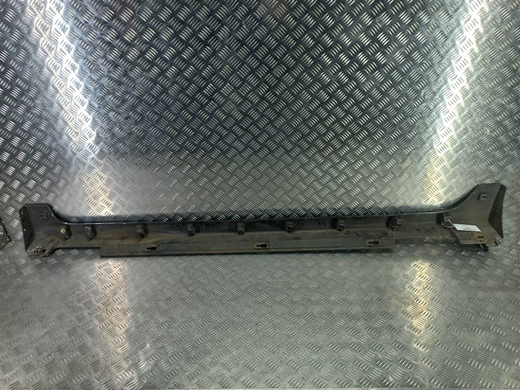 накладка порога MAZDA 3 2.0 MT (150 л.с.)3  BK (2003—2006) Седан BR5S51P50C08, 9950 рублей, Москва