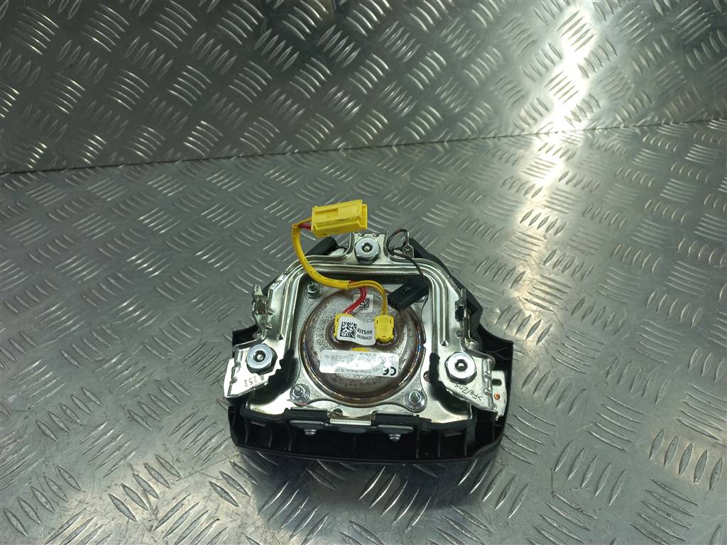 подушка безопасности водителя HONDA CR-V 2.0 4WD MT (150 л.с.)CR-V  III (2006—2009) Внедорожник 77810SWAE81ZA, 12819 рублей, Москва