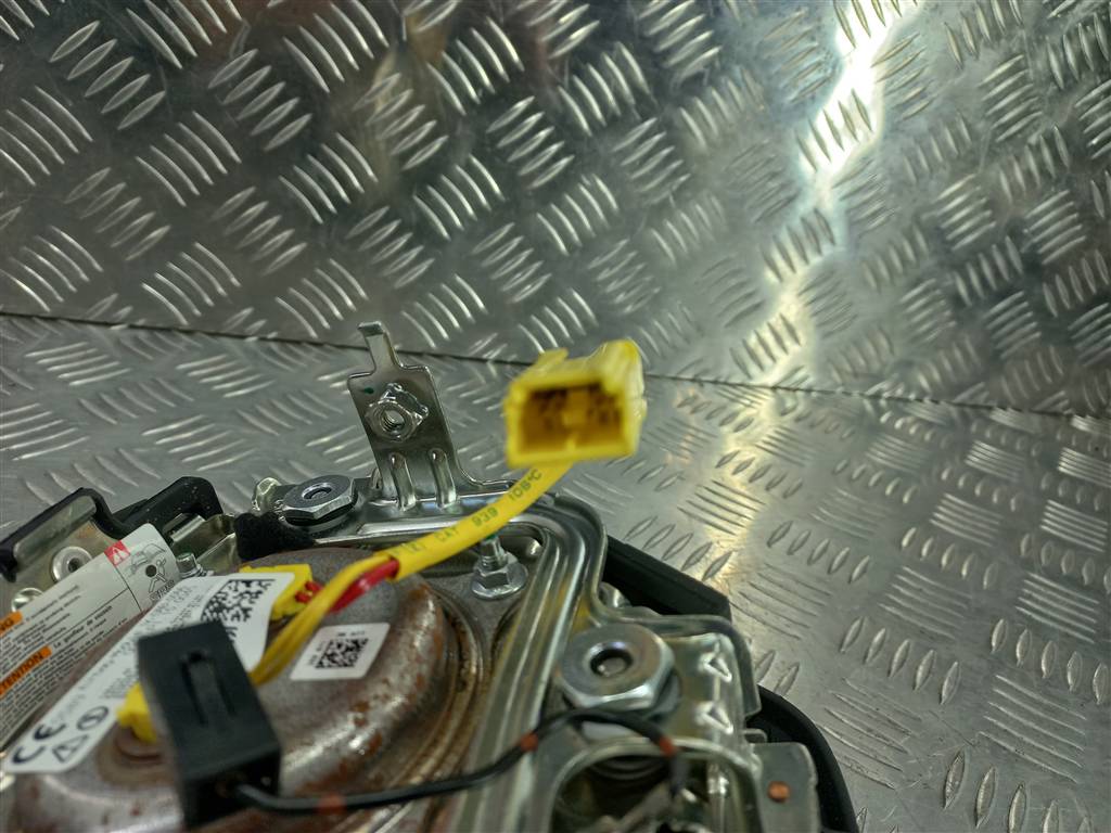 подушка безопасности водителя HONDA CR-V 2.0 4WD MT (150 л.с.)CR-V  III (2006—2009) Внедорожник 77810SWAE81ZA, 12819 рублей, Москва