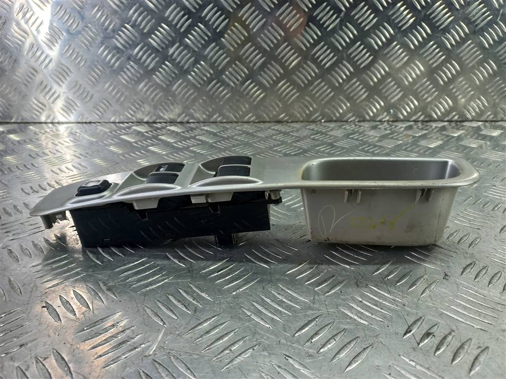 блок управления стеклоподъемниками MITSUBISHI L200  2.5 DI-D MT (136 л.с.)L200  IV (2006—2014) Пикап MR587951, 1090 рублей, Москва