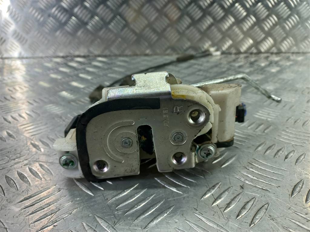 замок двери MITSUBISHI L200  2.5 DI-D MT (136 л.с.)L200  IV (2006—2014) Пикап 5745A094, 1780 рублей, Москва