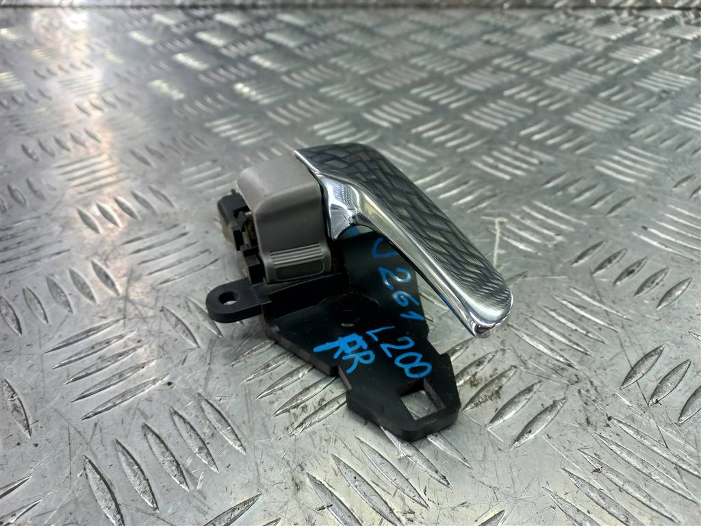 ручка двери внутренняя MITSUBISHI L200  2.5 DI-D MT (136 л.с.)L200  IV (2006—2014) Пикап 5716A578HA, 1320 рублей, Москва