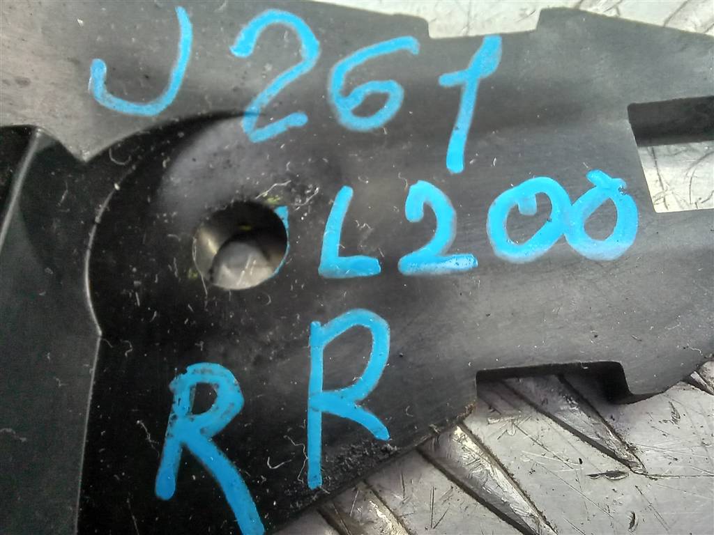 ручка двери внутренняя MITSUBISHI L200  2.5 DI-D MT (136 л.с.)L200  IV (2006—2014) Пикап 5716A578HA, 1320 рублей, Москва