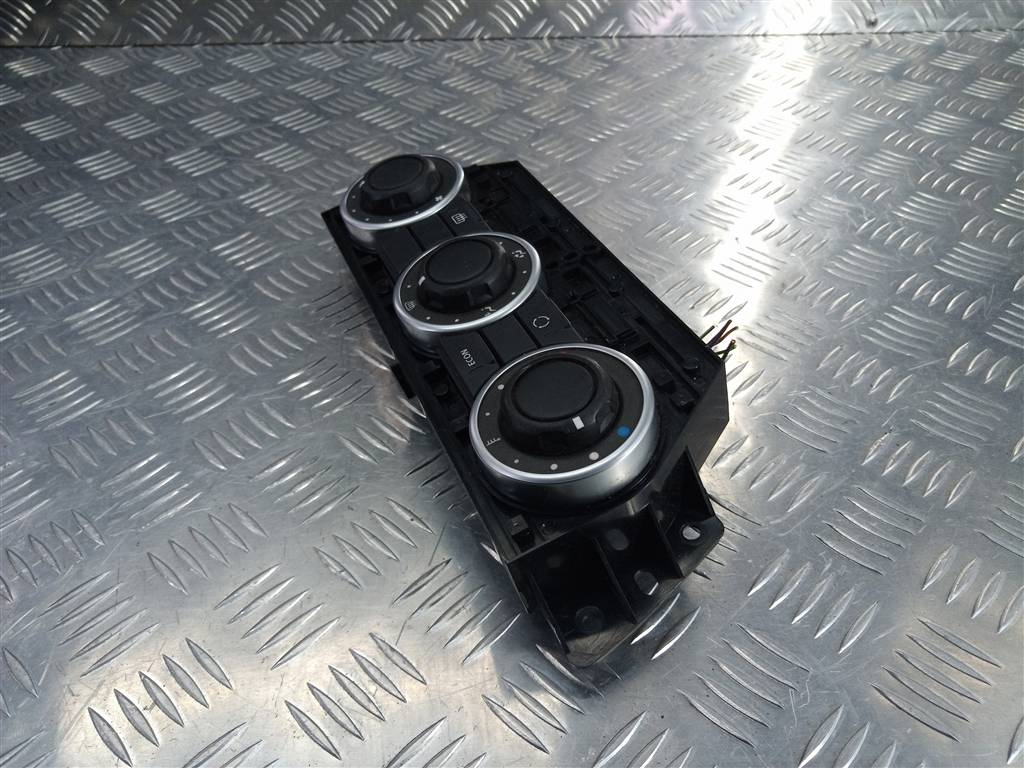 блок управления печкой LAND ROVER FREELANDER 2.2 TD MT (150 л.с.)Freelander  II (2006—2010) Внедорожник 6H5219E900AB, 2010 рублей, Москва