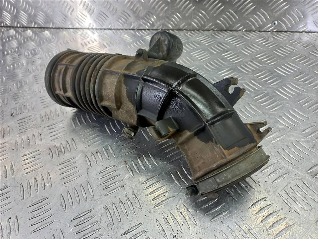 патрубок воздушного фильтра HONDA CR-V CR-V  I рестайлинг (1998—2001) 17228-PHK-000, 3050 рублей, Москва