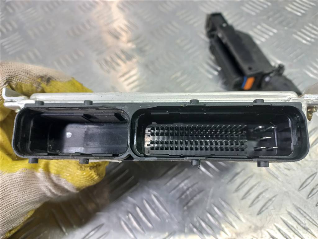 блок управления двигателем Hyundai TUCSON 2.0 MT (140 л.с.)Tucson  I (2004—2011) Внедорожник 3917123250, 2700 рублей, Москва