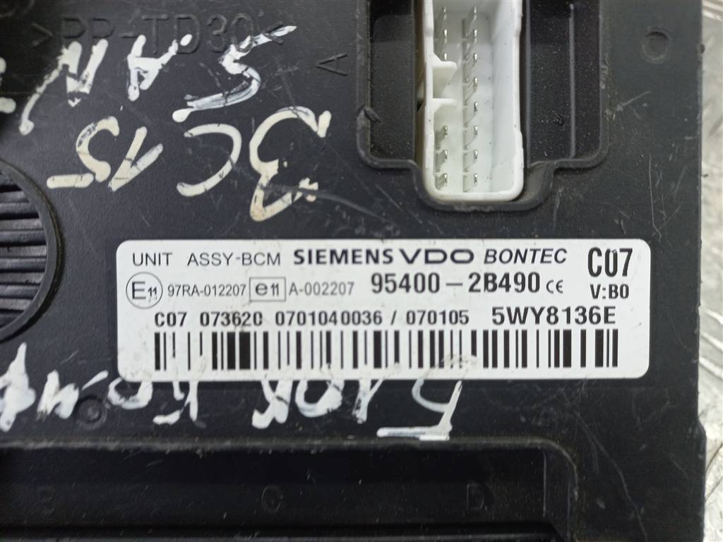 блок управления Hyundai SANTA FE  954002B490, 2700 рублей, Москва