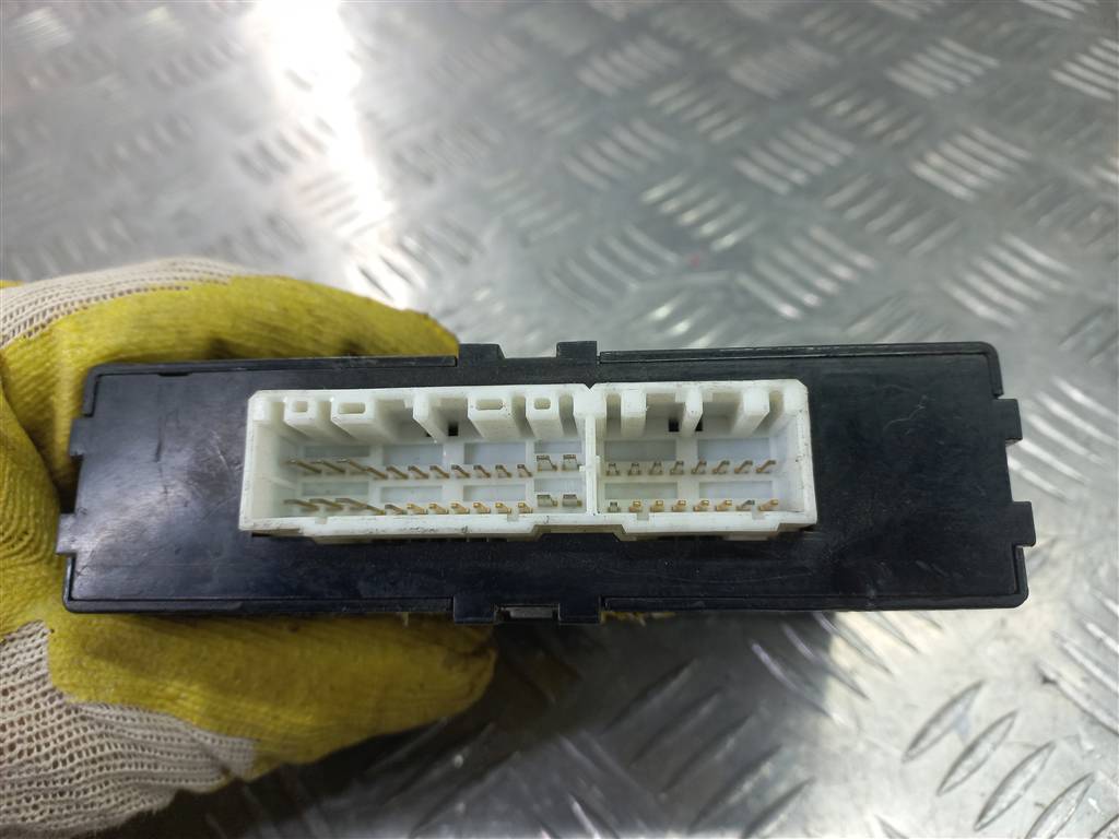 блок управления Hyundai GETZ 1.4 AT (97 л.с.)Getz  I рестайлинг (2005—2011) Хетчбэк 954001C312, 520 рублей, Москва