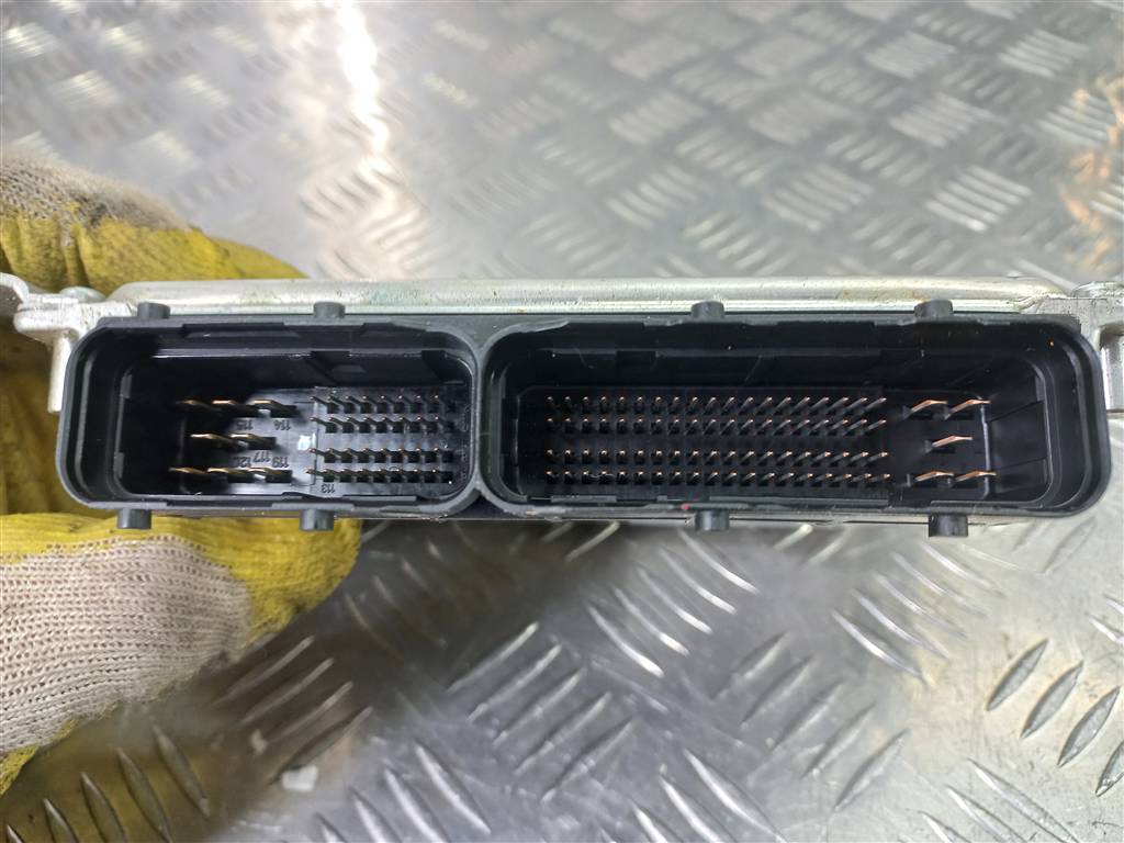 блок управления двигателем Hyundai TUCSON 2.0 CRDi AT (112 л.с.)Tucson  I (2004—2011) Внедорожник 3910427300, 3850 рублей, Москва