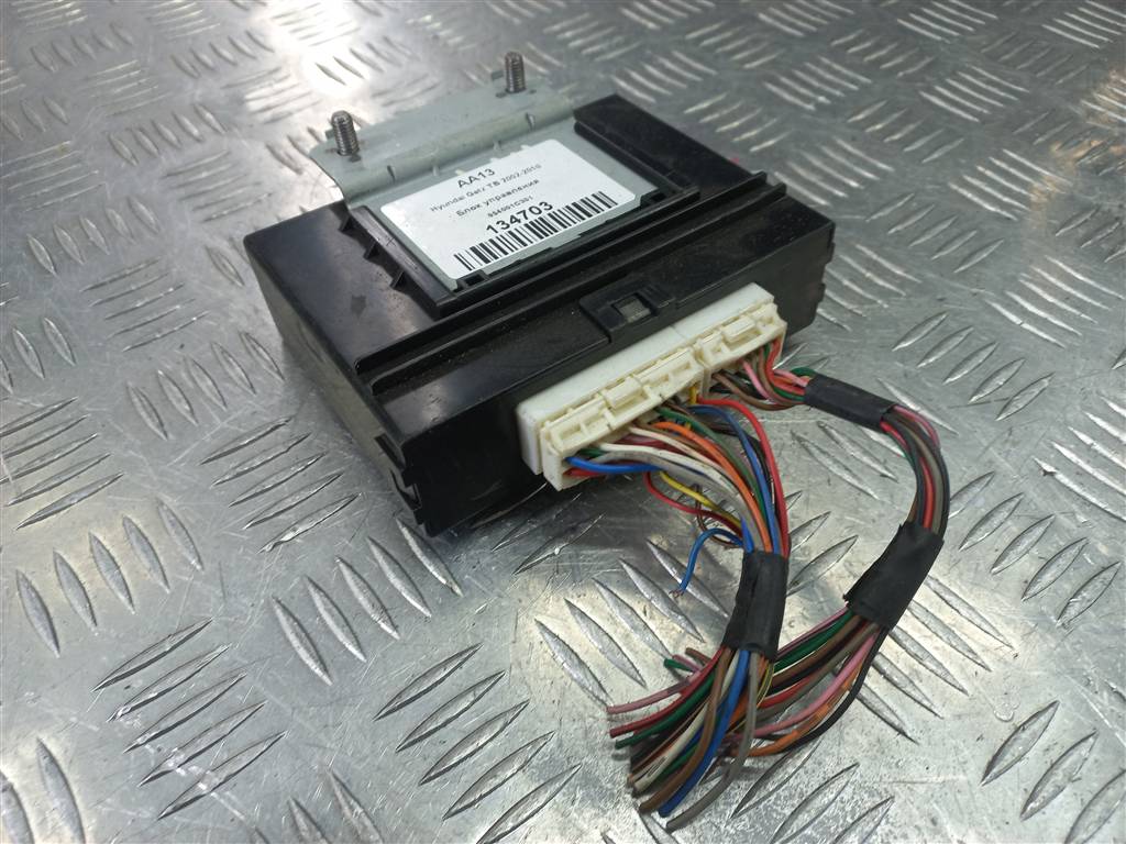 блок управления Hyundai GETZ 1.4 AT (97 л.с.)Getz  I рестайлинг (2005—2011) Хетчбэк 954001C301, 750 рублей, Москва