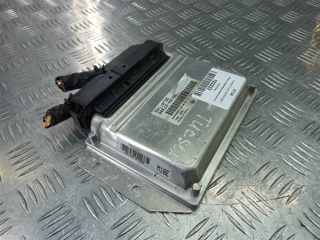 блок управления двигателем Hyundai TUCSON 2.0 CRDi AT (112 л.с.)Tucson  I (2004—2011) Внедорожник 3910427300, 3850 рублей, Москва