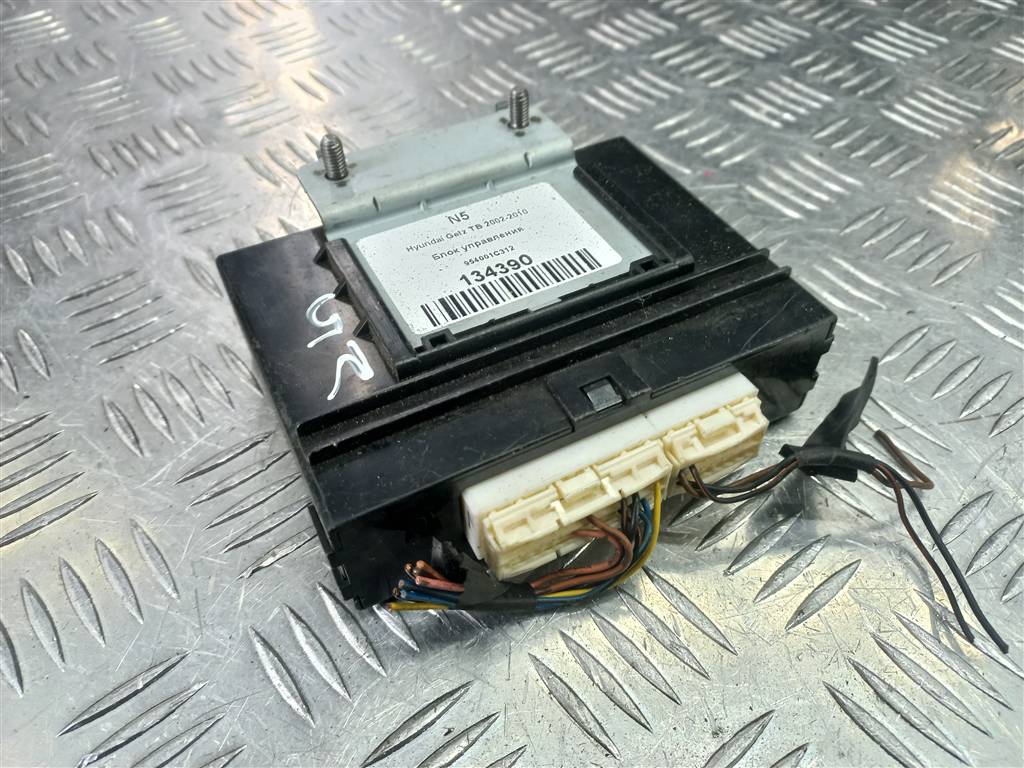 блок управления Hyundai GETZ 1.4 AT (97 л.с.)Getz  I (2002—2005) Хетчбэк 954001C312, 520 рублей, Москва