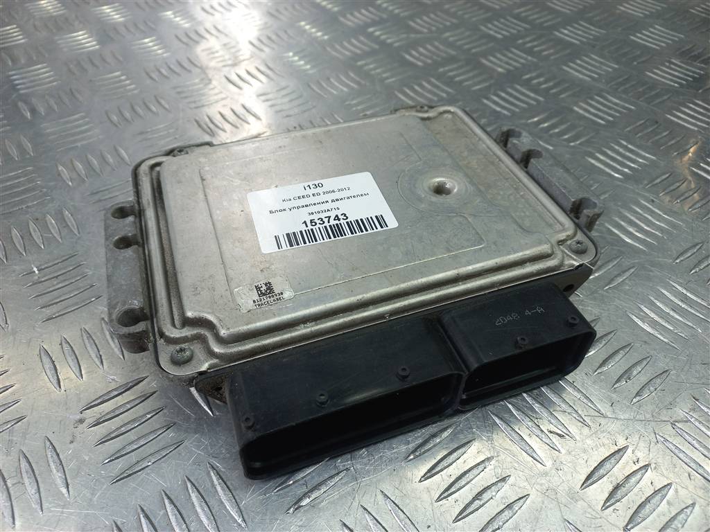 блок управления двигателем Kia Ceed  391032A715, 15350 рублей, Москва
