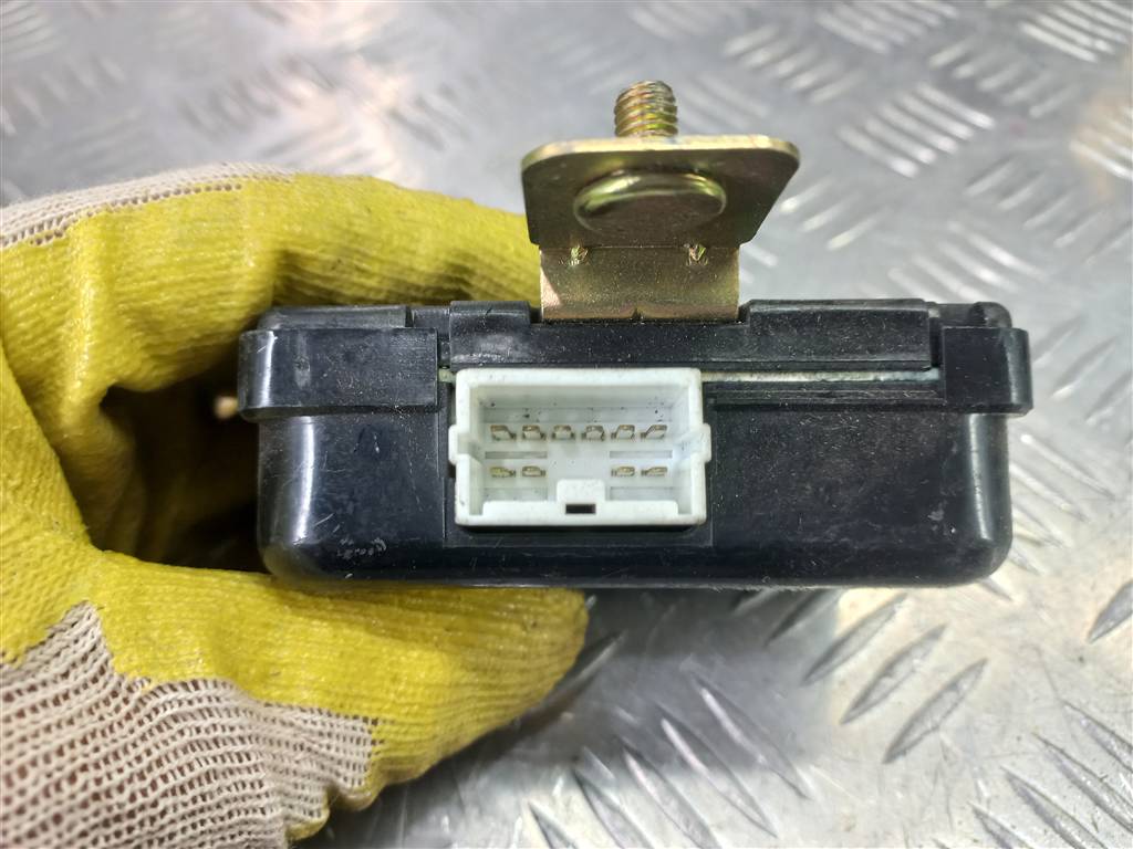 блок управления центральным замком Hyundai SANTA FE  9540038500, 630 рублей, Москва