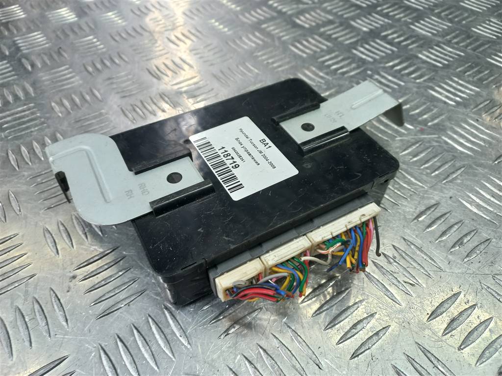 блок управления Hyundai TUCSON 2.0 CRDi AT (112 л.с.)Tucson  I (2004—2011) Внедорожник 954002E241, 980 рублей, Москва